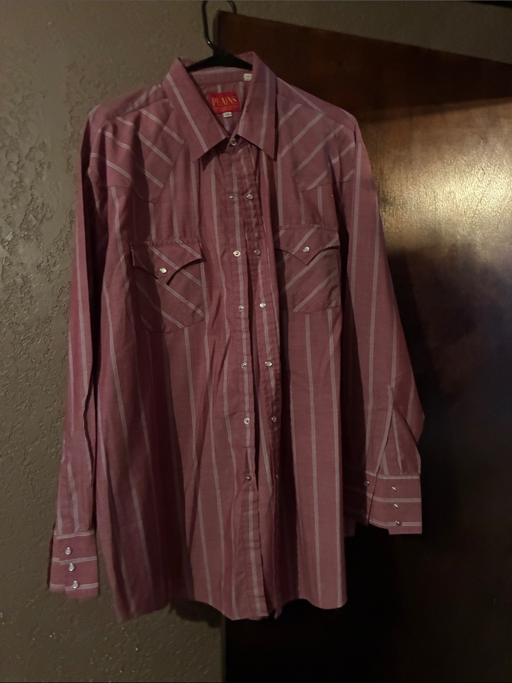 PLAINS Men's Long-Sleeve Button-Down Shirt in Maroon Stripe